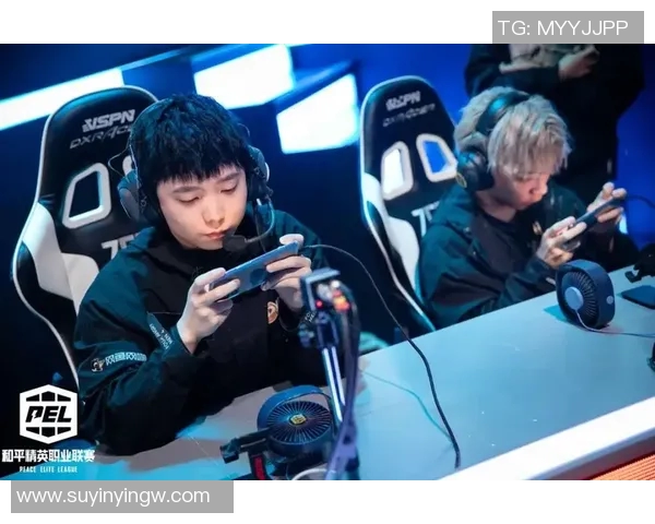 和平精英评论：FPX在防守策略中的优势与不足分析