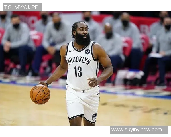 以得分后卫为核心打造全新战术体系推动球队进攻与防守的双重革新